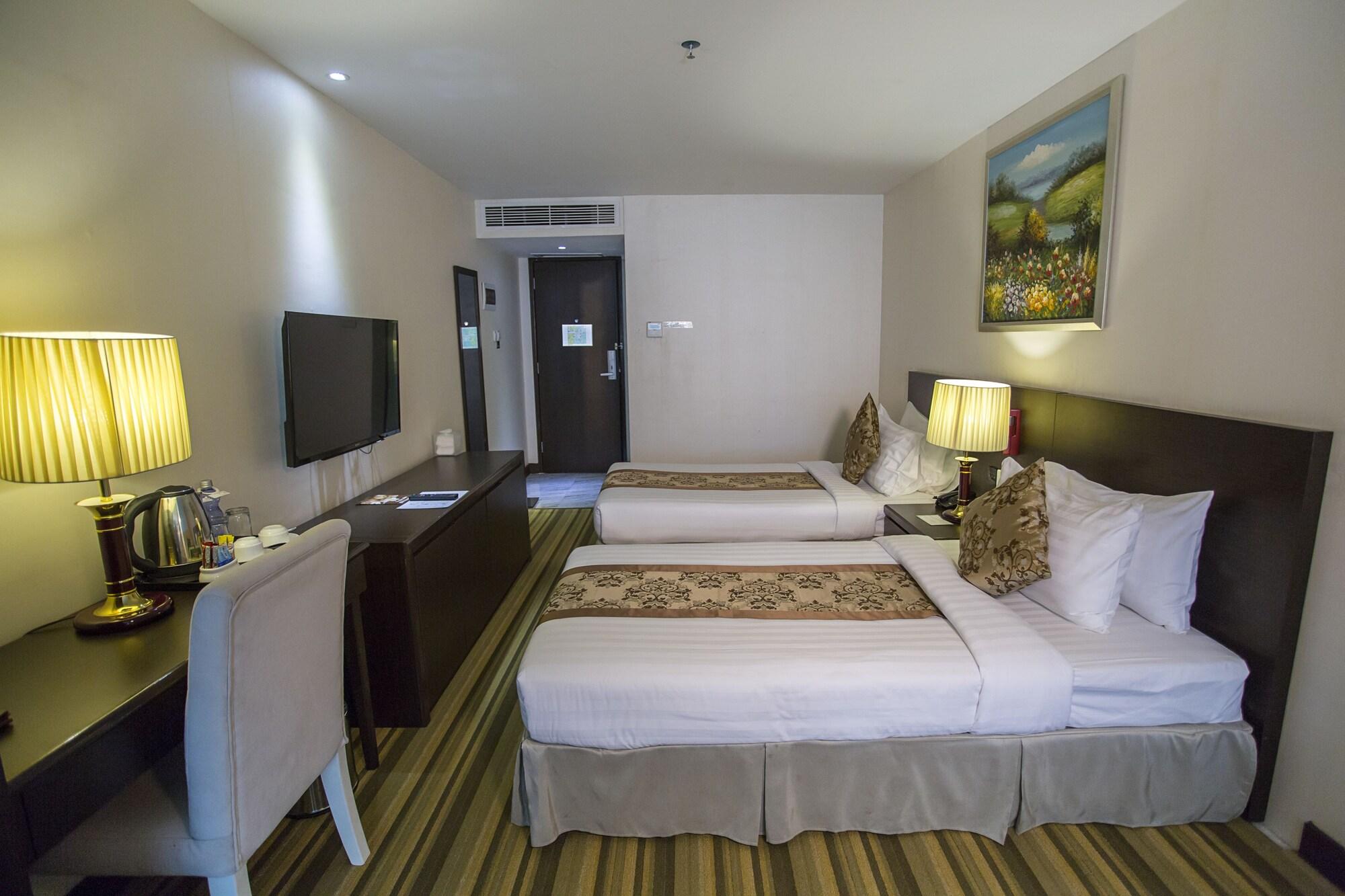 Esperado Lake View Hotel Rangun Kültér fotó